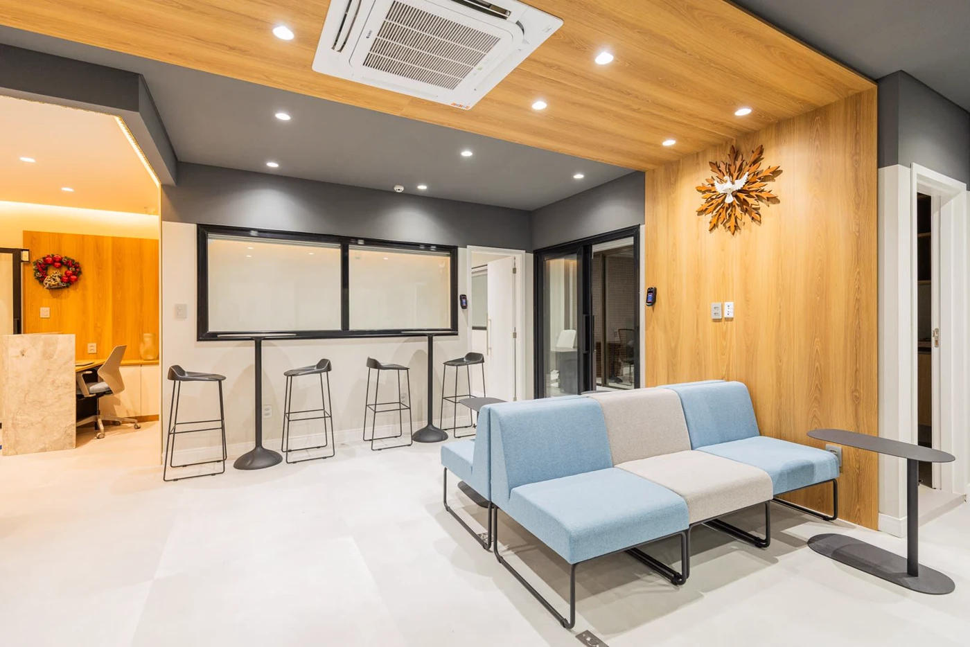 Lounge da Unidade Coroa do Meio